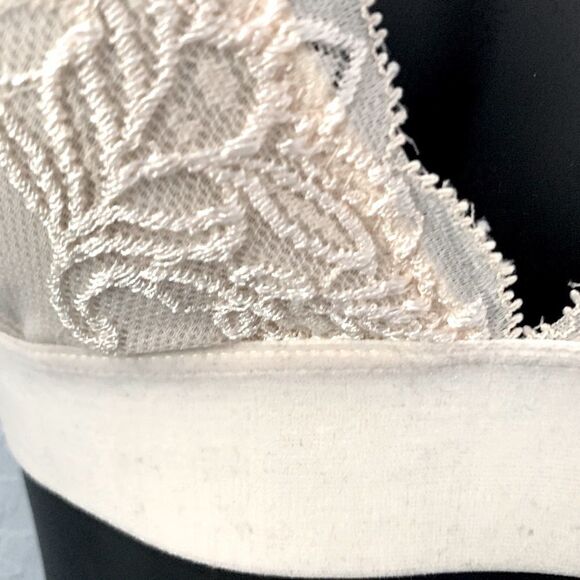 French Affair Creme Lace Choker Bralette Size Small - Picture 4 of 10